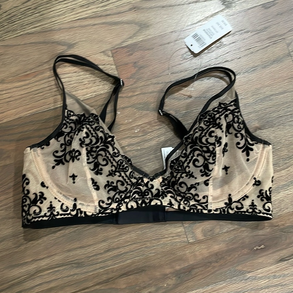 Soma unlined lace bra, NWT